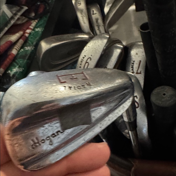 Hogan Golf Clubs Radial 10 Pc Iron Set in right hand - Picture 10 of 10